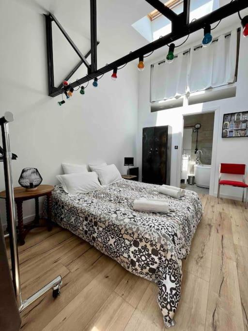 Rare ! Loft Atypique Centre-Ville Parking Jardin Reims Ngoại thất bức ảnh