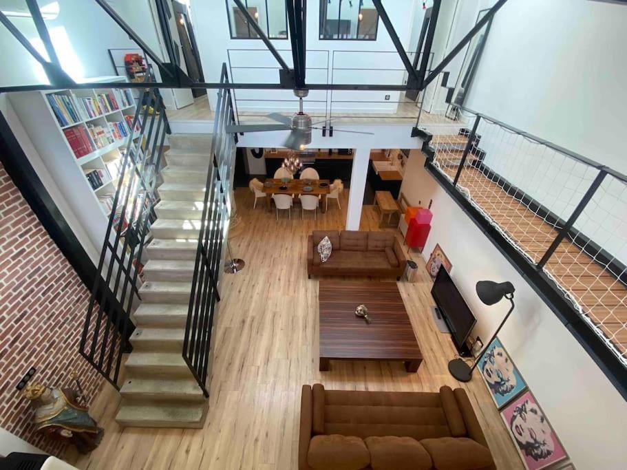 Rare ! Loft Atypique Centre-Ville Parking Jardin Reims Ngoại thất bức ảnh