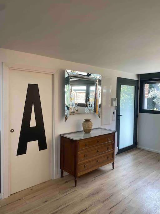 Rare ! Loft Atypique Centre-Ville Parking Jardin Reims Ngoại thất bức ảnh