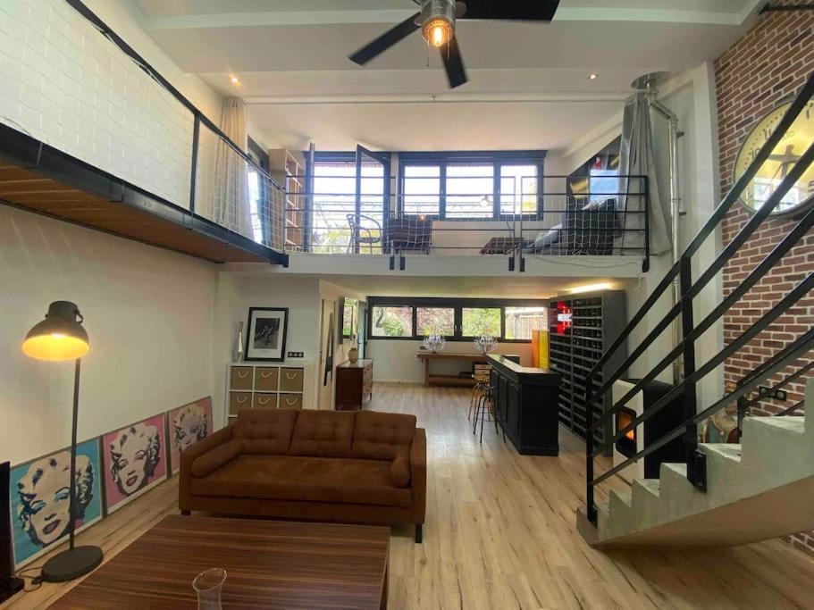 Rare ! Loft Atypique Centre-Ville Parking Jardin Reims Ngoại thất bức ảnh