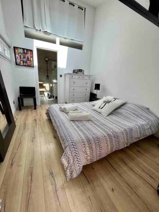 Rare ! Loft Atypique Centre-Ville Parking Jardin Reims Ngoại thất bức ảnh