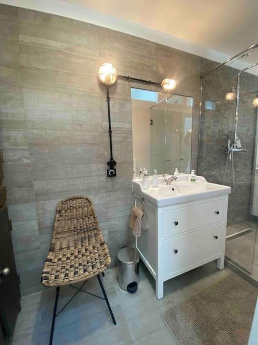 Rare ! Loft Atypique Centre-Ville Parking Jardin Reims Ngoại thất bức ảnh